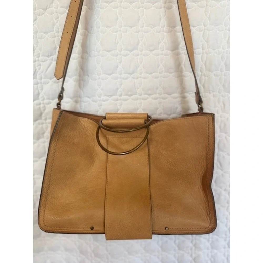 Universal Thread Crossbody/Handbag Pebbled Finish Earthy Beige Metal Ring Handle